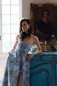 Discover the Charm of V Chapman Dresses: Style, Comfort, and Elegance